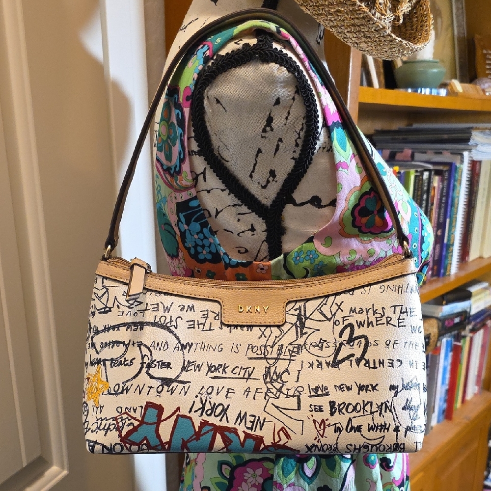 DKNY Women's Shoulder Bag with Graffiti Design - Cream and Black